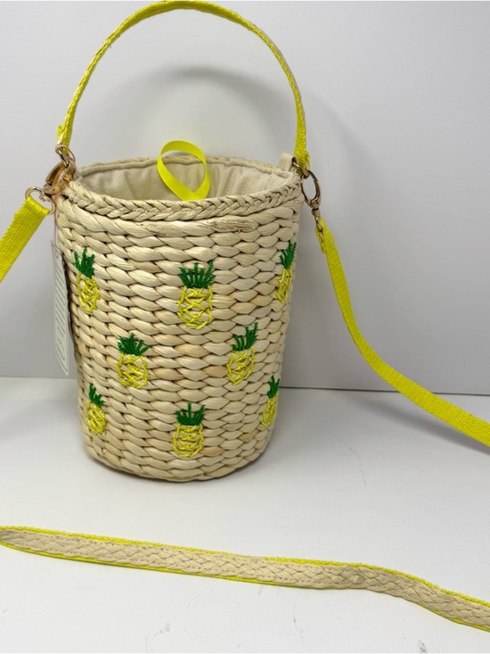 Rachel Ashwell Handbags - NEW Rachel Ashwell Pineapple Straw Bucket Drawstring Bag Purse  Embroidered